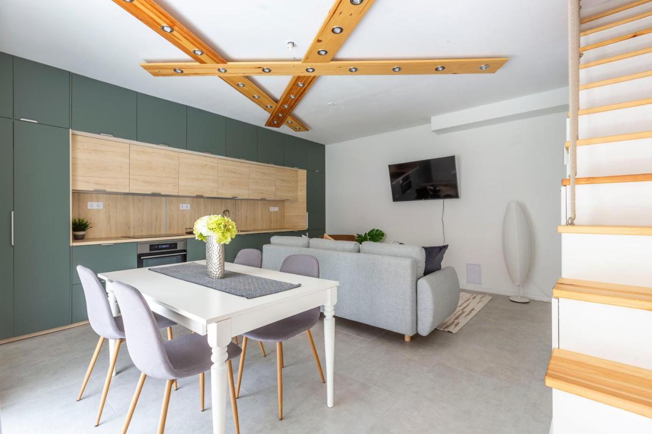 Unique Central 3 Floor Home With 4Bdrm, 3Bthrm Budapeste Exterior foto